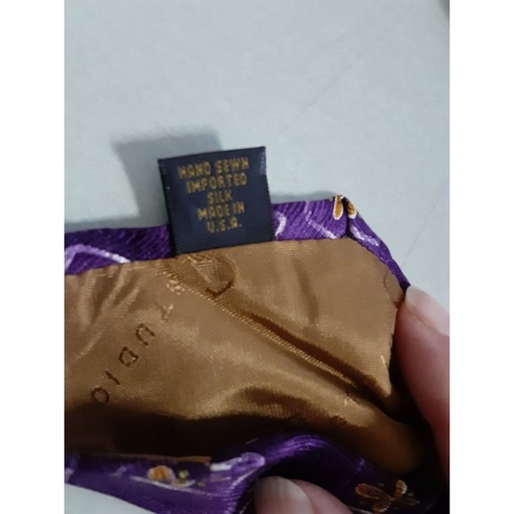 Robert Talbott Studio Hand Sewn Imported Silk Made in the USA Men's Tie - Picture 4 of 6